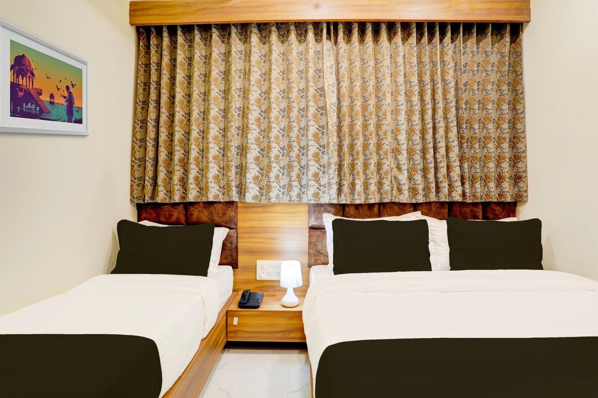 אחמדאבאד Hotel O Sun Light מראה חיצוני תמונה